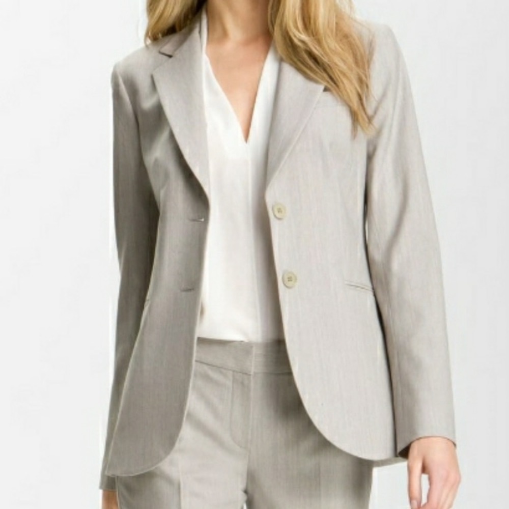 NWOT Theory Rory Grey wool two button